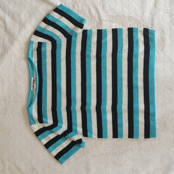 Striped short sleeve light sweater sz M - Picture 1 of 5